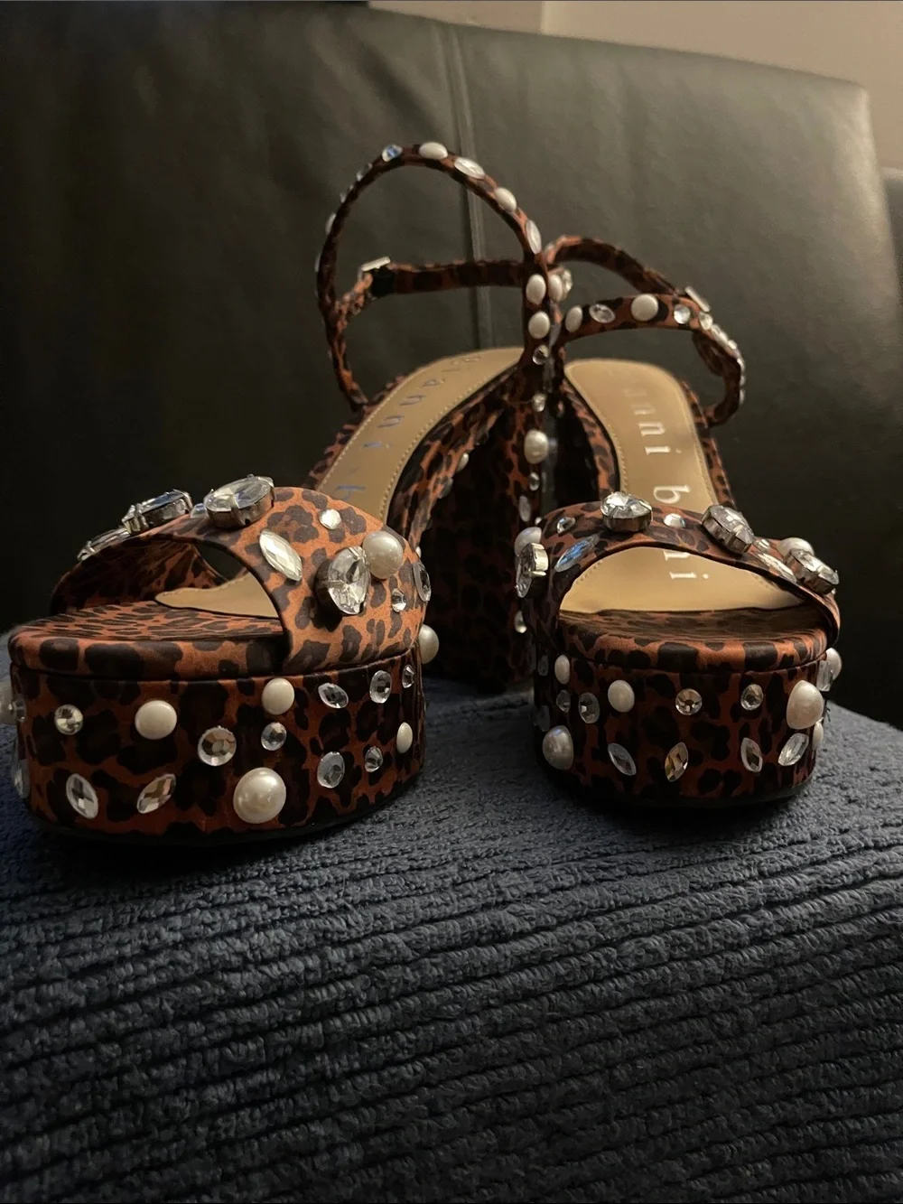 Gianni Bini Women’s Leopard Print Platform Sandals w/Crystal Embellishments NWOB